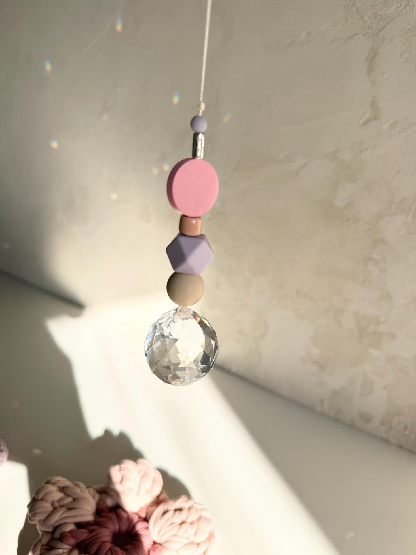 Suncatcher in Flieder, Pink & Orange