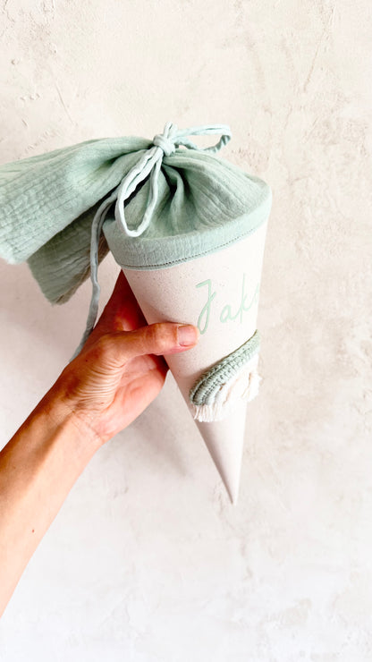 Regenbogen-Kindergartentüte Mint & Creme – optional personalisiert