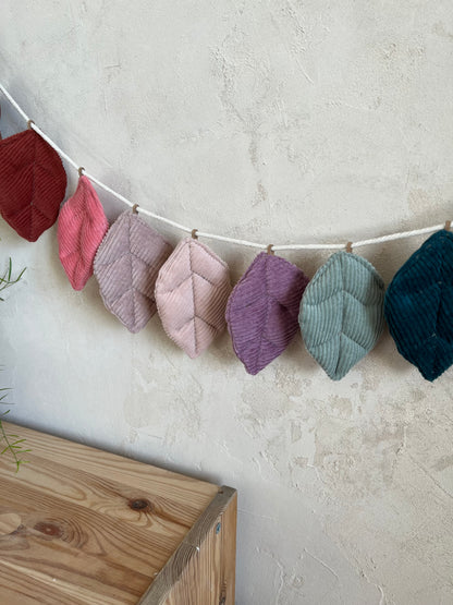 Stoffblätter aus Cord – bunte Blattanhänger für DIY-Girlanden & Mobiles, Farben frei wählbar