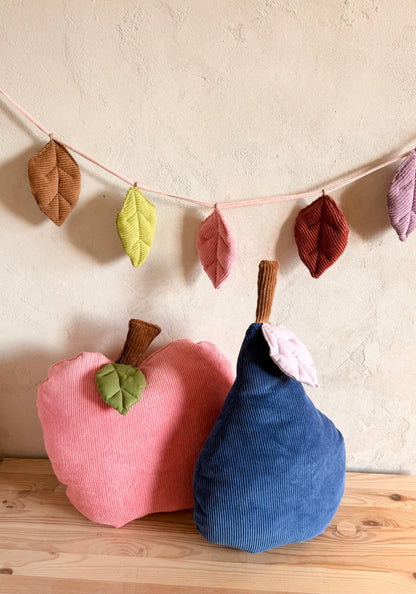 Stoffblätter aus Cord – bunte Blattanhänger für DIY-Girlanden & Mobiles, Farben frei wählbar