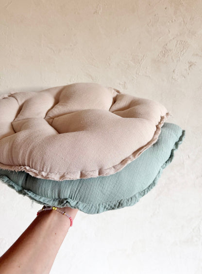 Midi-Musselin-Blattkissen in Steinbeige