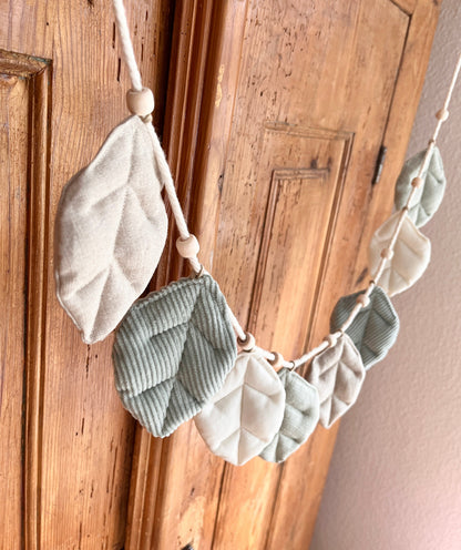 Blättergirlande in Salbei & Creme – 1,60 m