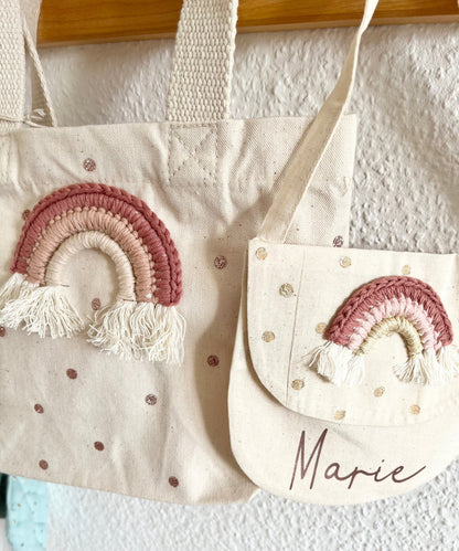 Kleine Regenbogen-Umhängetasche in Rosé & Beige