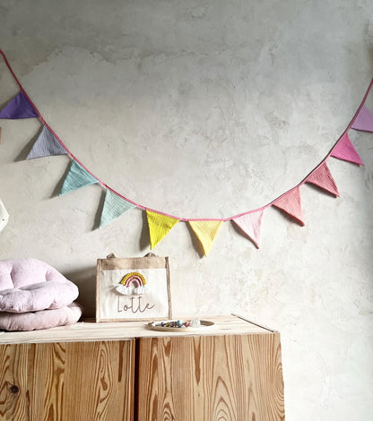 Musselin-Wimpelkette Regenbogen – 11 Wimpel