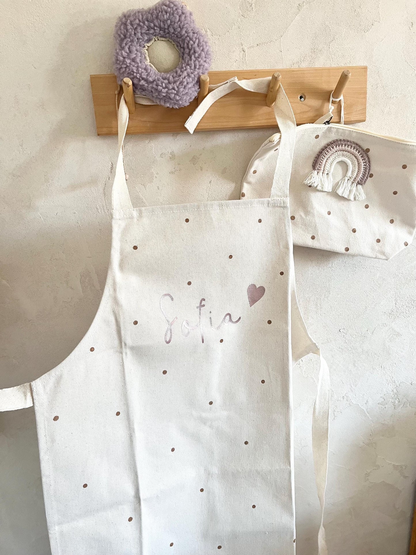 Personalisierte Kinderschürze Natur – Rosé & Kupfer