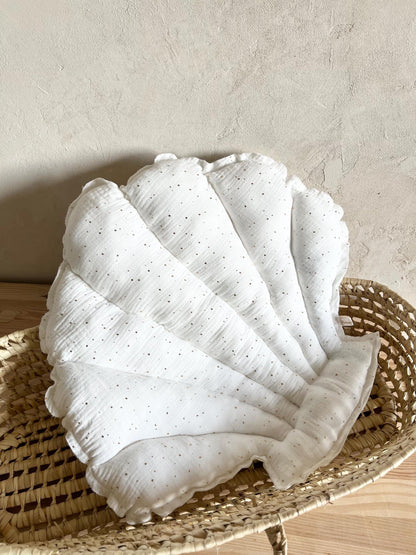 Musselin-Muschelkissen in Creme & Gold