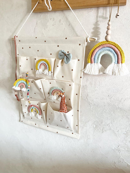 Wandutensilo mit Regenbögen – 35 × 46 cm
