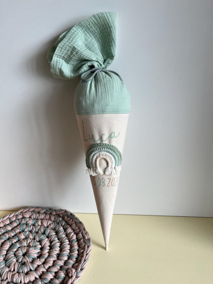 Regenbogen-Kindergartentüte Mint & Creme – optional personalisiert
