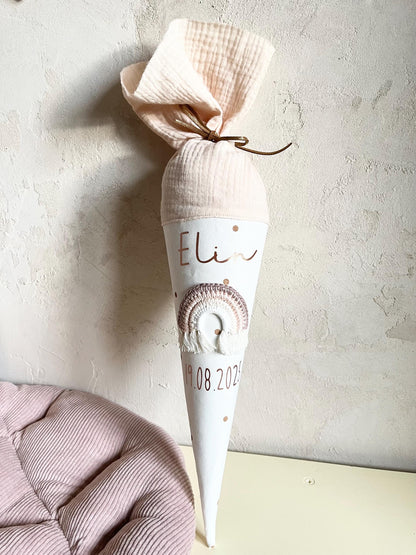 Regenbogen-Kindergartentüte Rosé & Beige – optional personalisiert