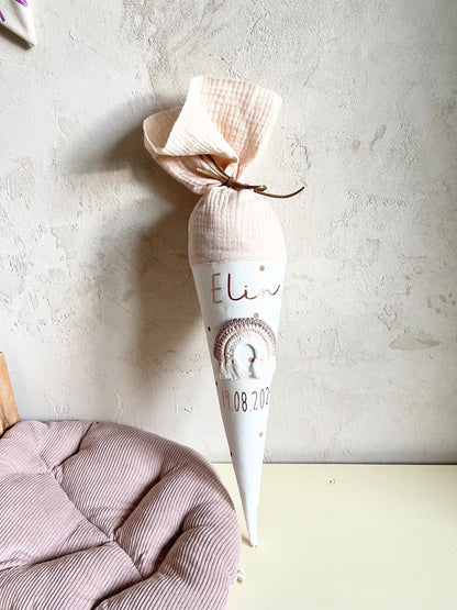 Regenbogen-Kindergartentüte Rosé & Beige – optional personalisiert