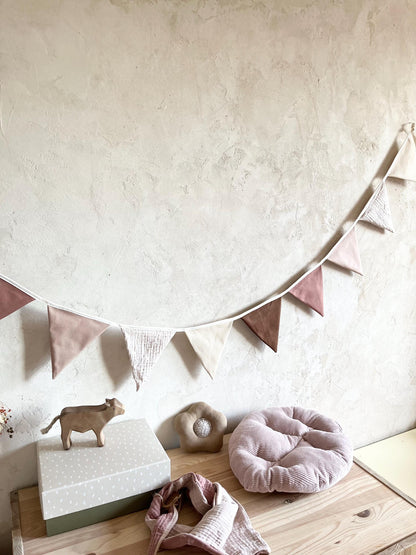 Baumwoll-Wimpelkette Rosé & Natur – 10 Wimpel
