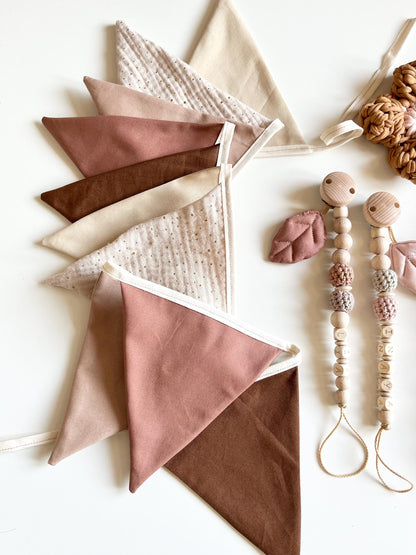 Baumwoll-Wimpelkette Rosé & Natur – 10 Wimpel