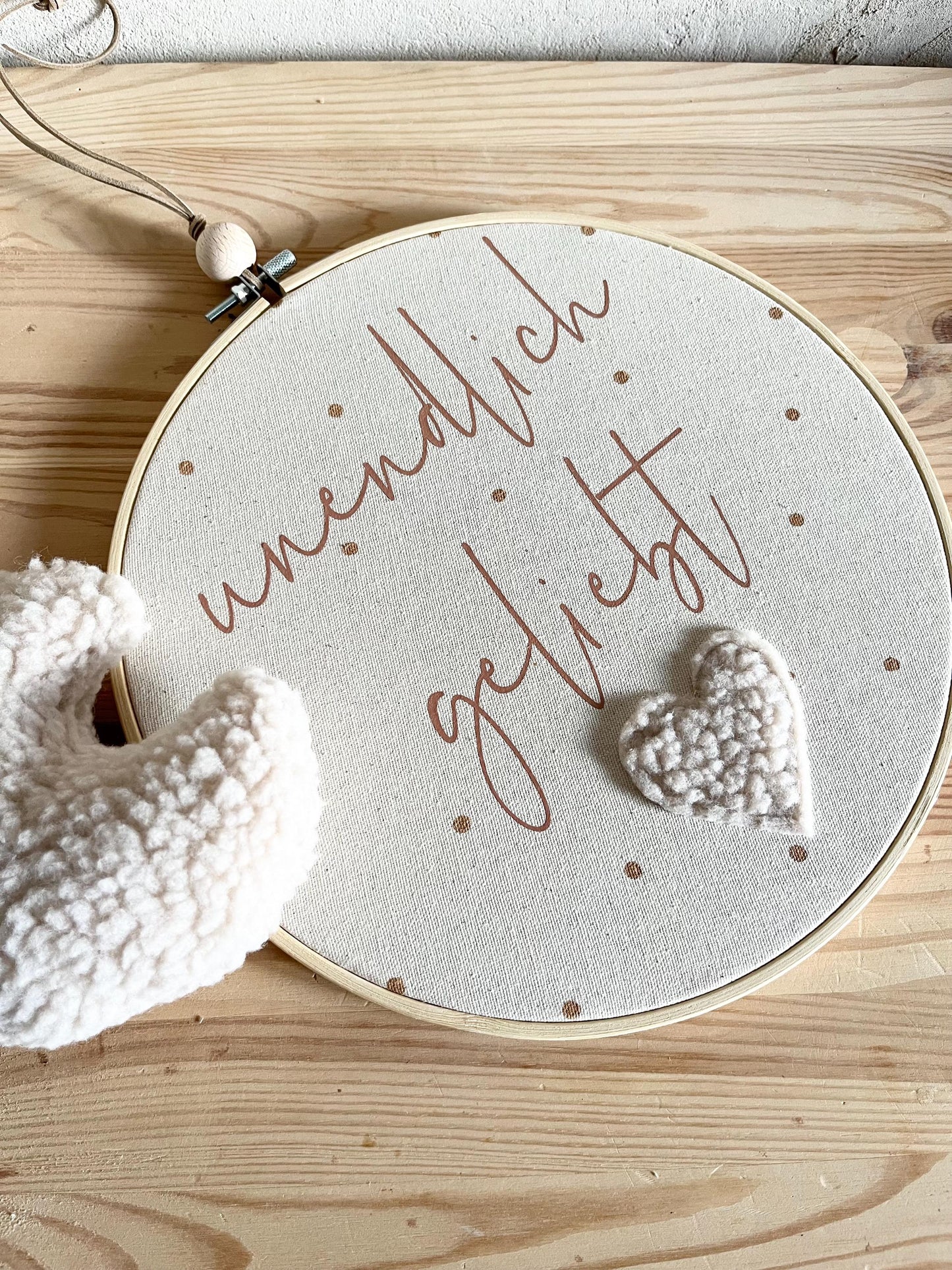 Stickrahmen mit Herz – Name oder Spruch