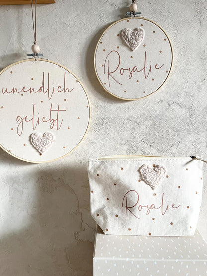 Stickrahmen mit Herz – Name oder Spruch