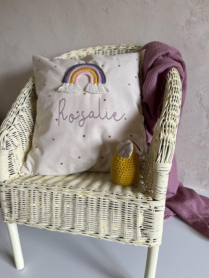 Regenbogenkissen Flieder, Rosa & Gelb – optional personalisiert