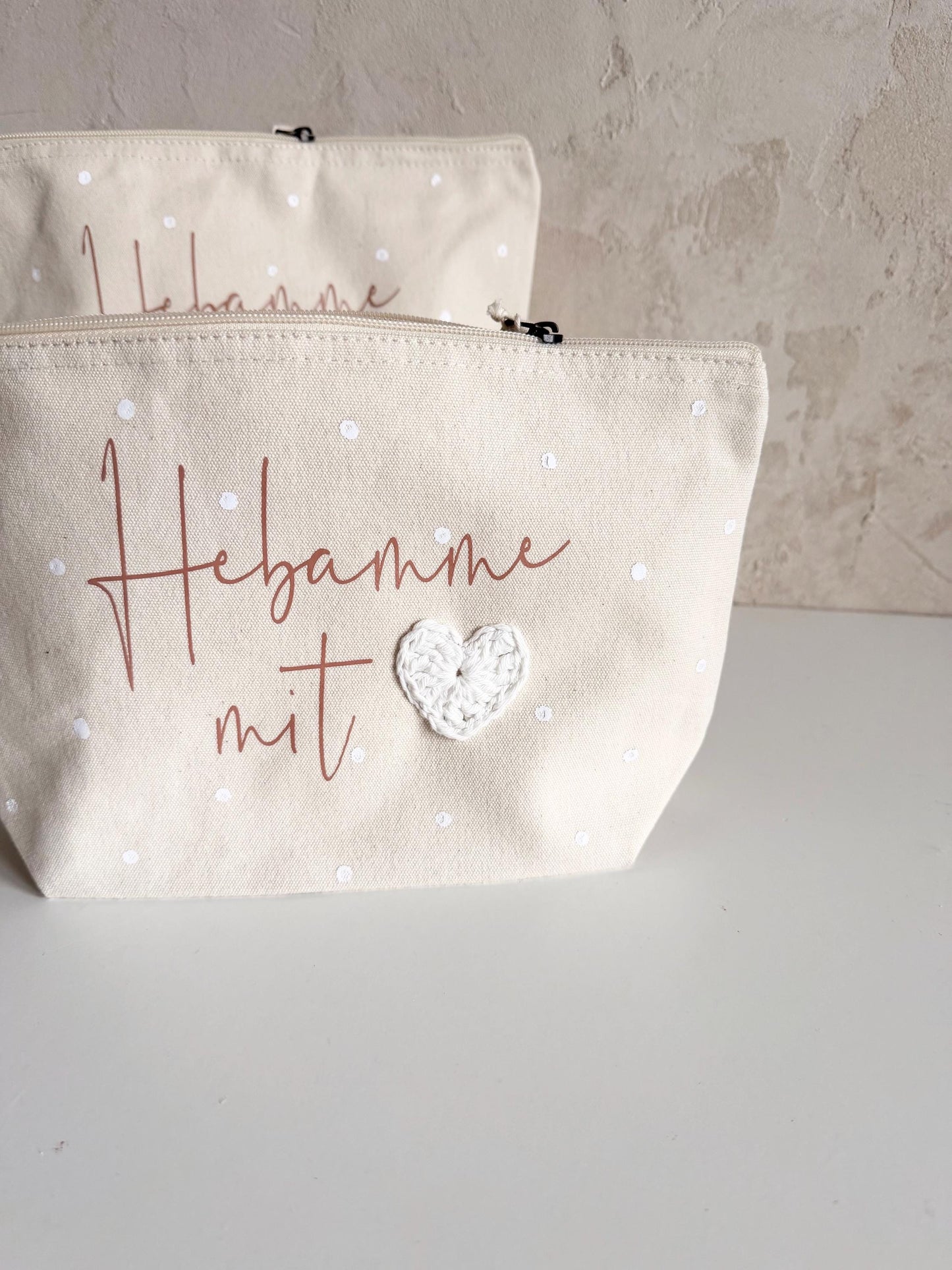 Kosmetiktasche mit Häkelherz – Danke, Hebamme
