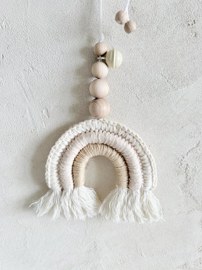 Regenbogen-Anhänger in Creme, Weiß & Beige