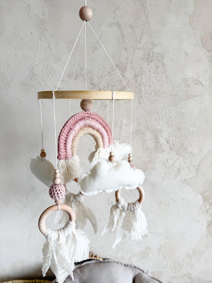 Regenbogen-Mobile in Beige, Creme & Rosé