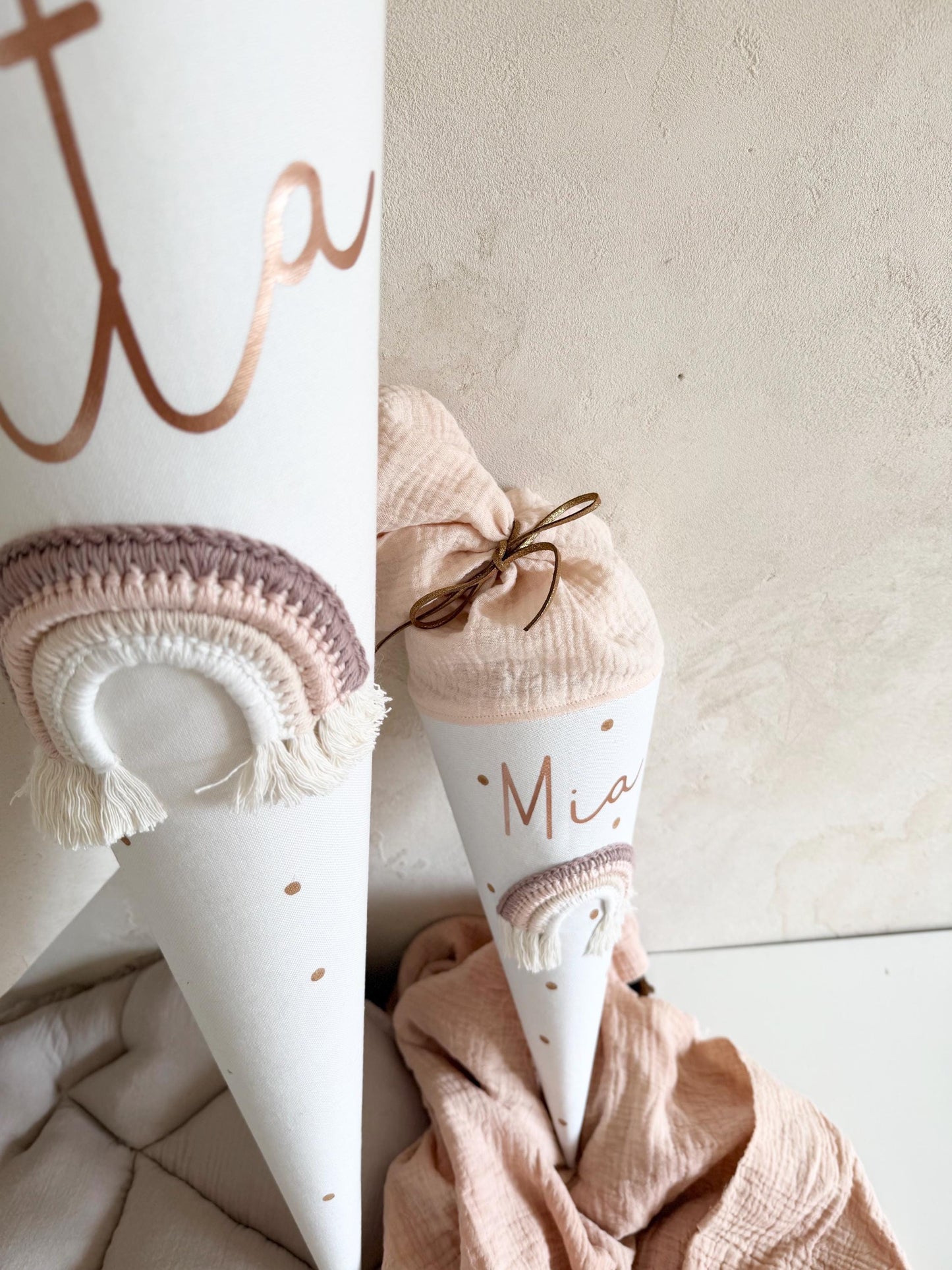 Regenbogen-Kindergartentüte in Rosé & Beige