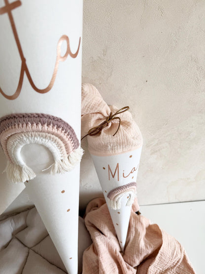 Regenbogen-Kindergartentüte Rosé & Beige – optional personalisiert