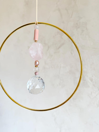 Suncatcher mit Rosenquarz & Goldring
