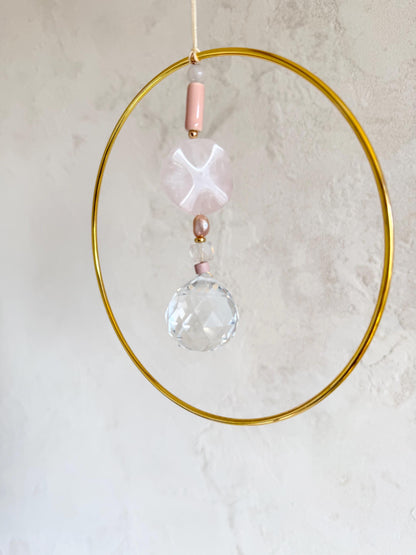 Suncatcher mit Rosenquarz & Goldring