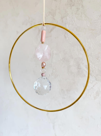Suncatcher mit Rosenquarz & Goldring