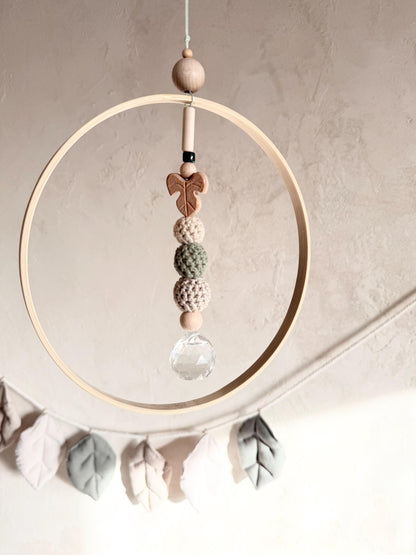 Bambusring-Suncatcher in Grün & Greige