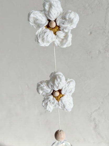 Gänseblümchen-Suncatcher in Weiß & Gold