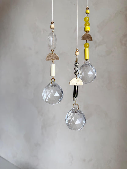 Suncatcher mit Naturstein & Messing