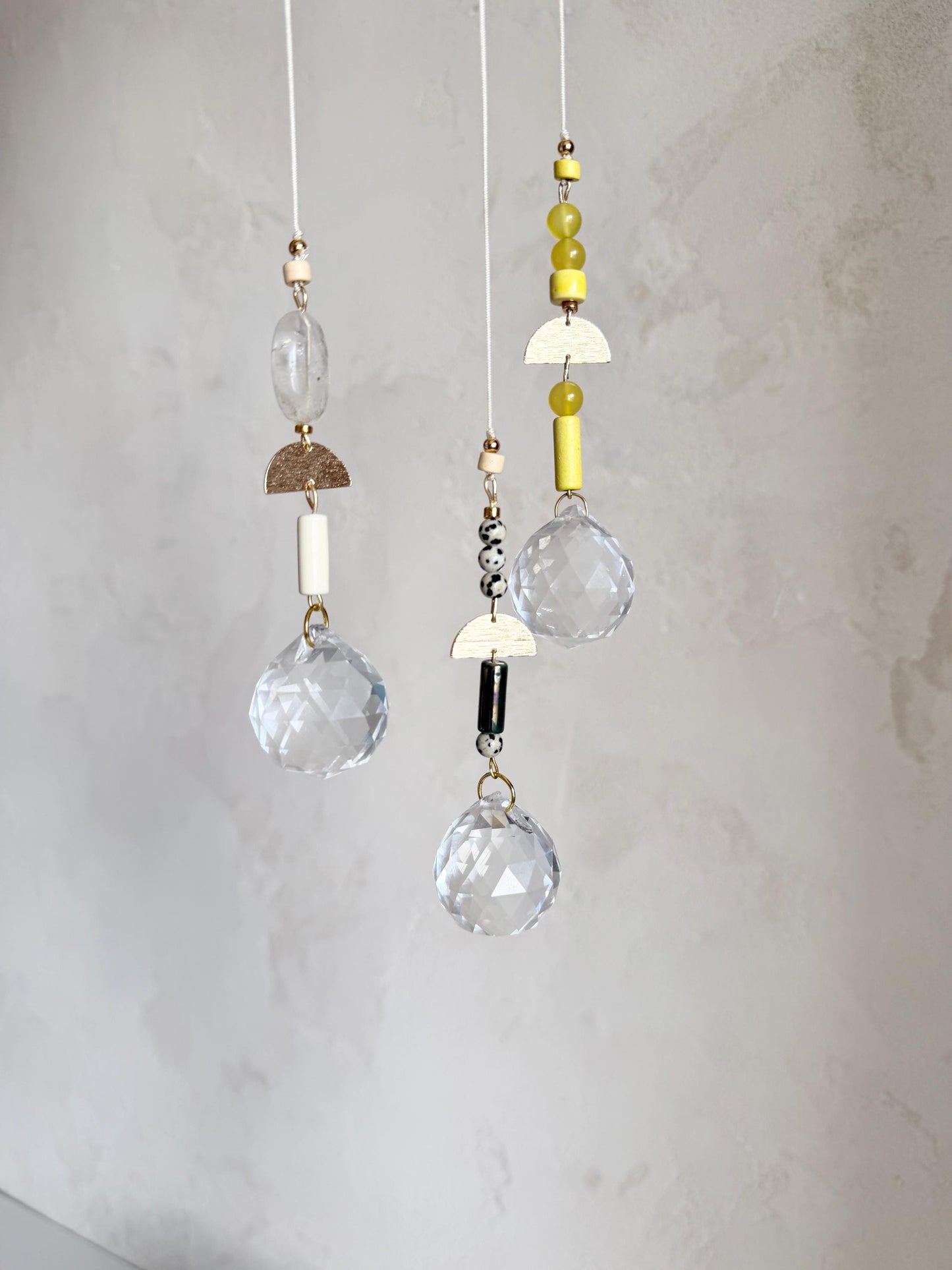 Suncatcher mit Naturstein & Messing