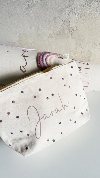 Kulturbeutel in Creme & Lavendel – optional personalisiert