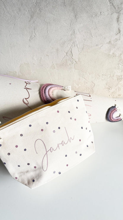 Kulturbeutel in Creme & Lavendel – optional personalisiert