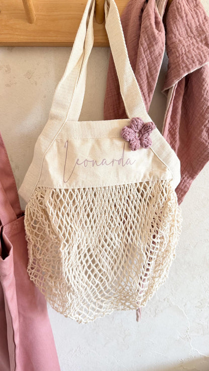 Mini-Netztasche mit Häkelblume & Name