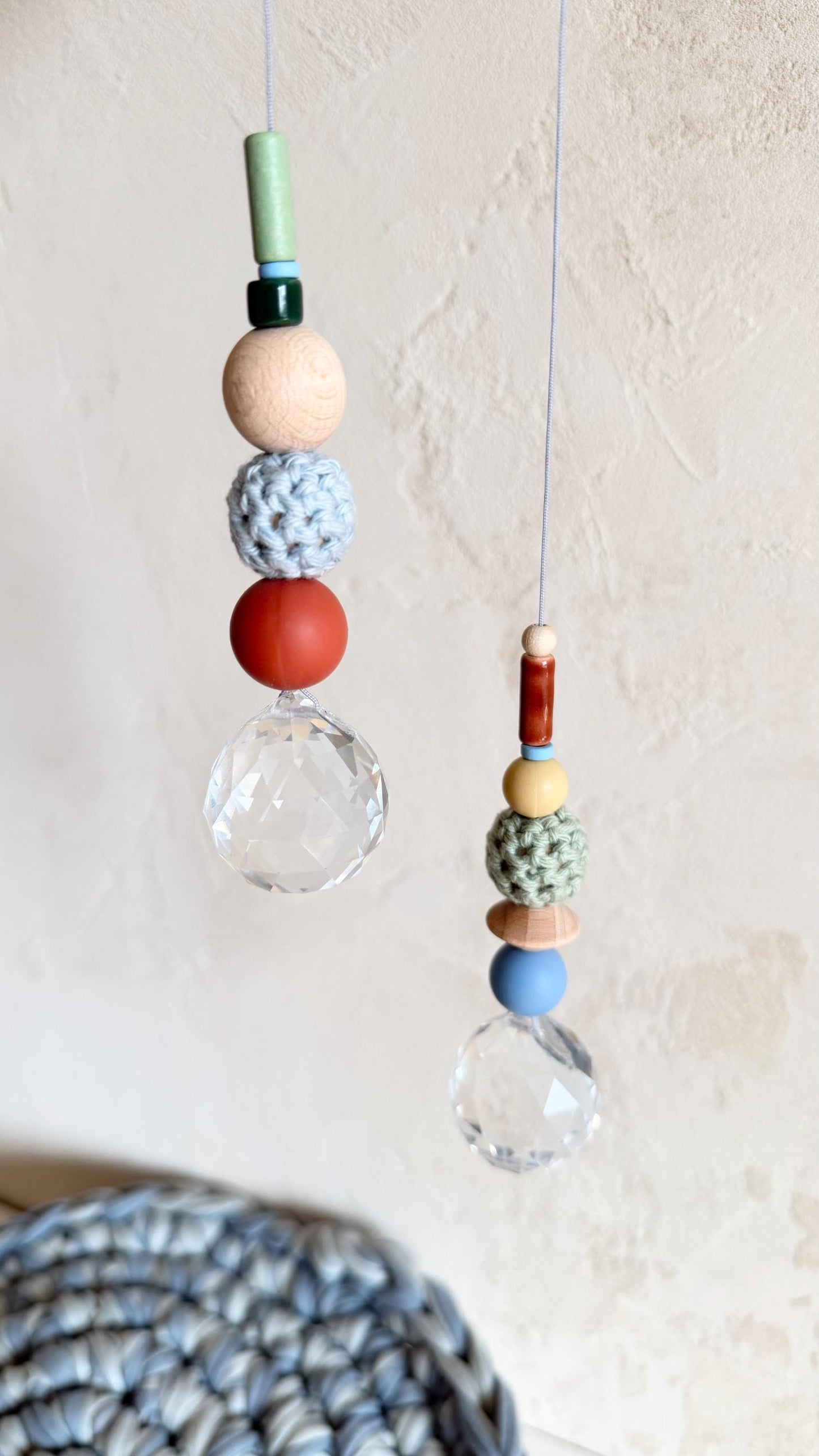 Suncatcher-Set in Rotbraun, Grün & Blau