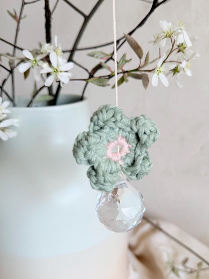 Blüten-Suncatcher in Natur & Pastell