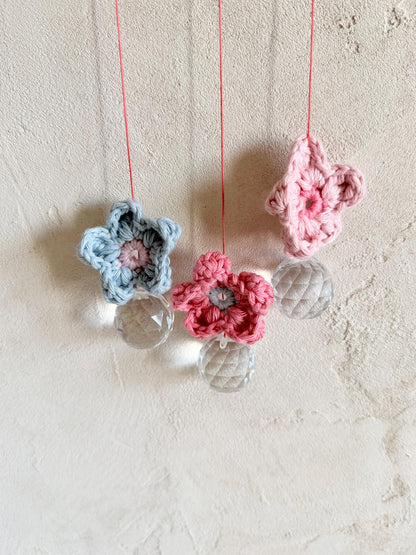 Blüten-Suncatcher in leuchtenden Farben
