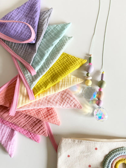Musselin-Wimpelkette Regenbogen – 11 Wimpel