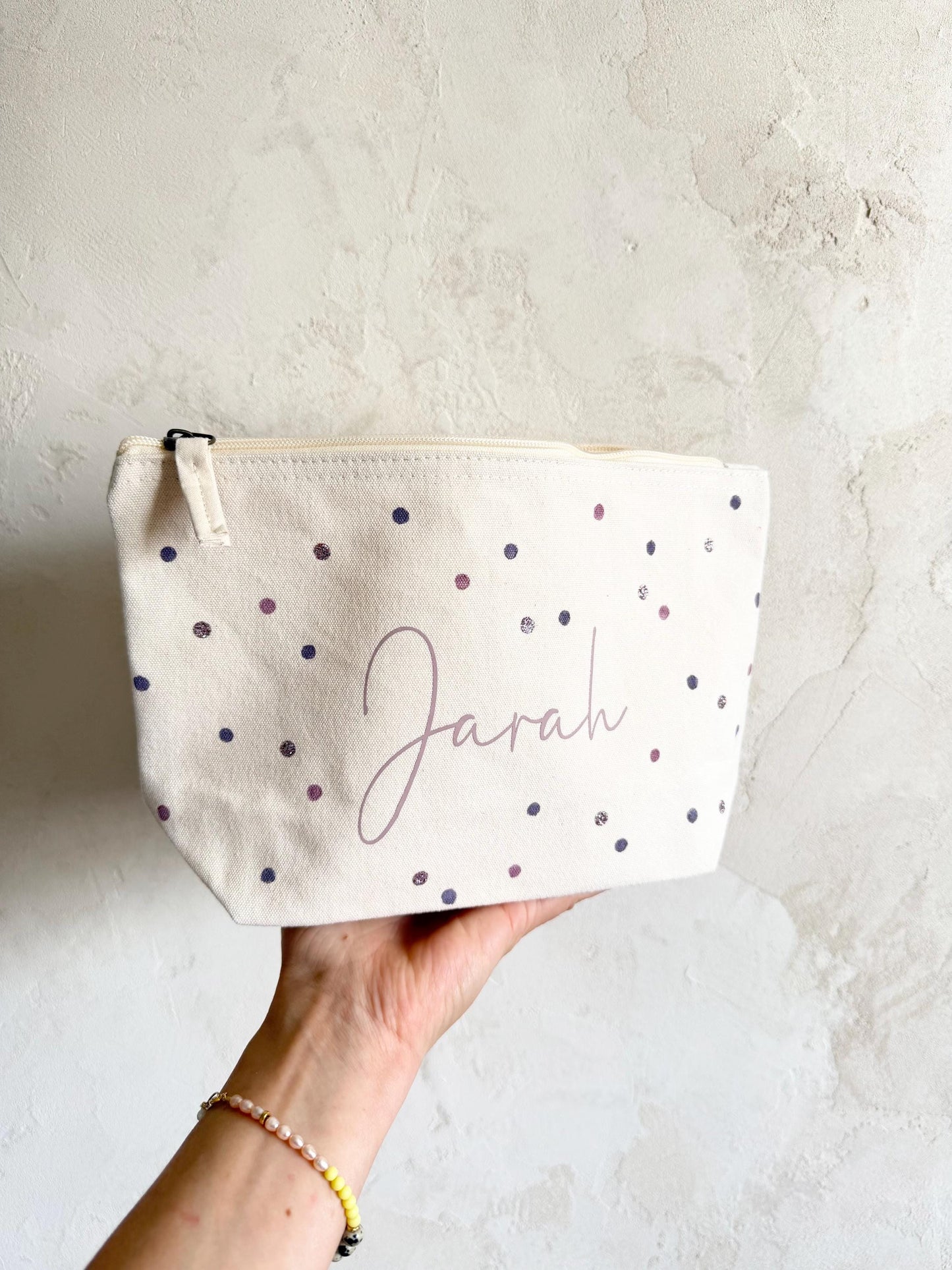Kulturbeutel in Creme & Lavendel mit Name