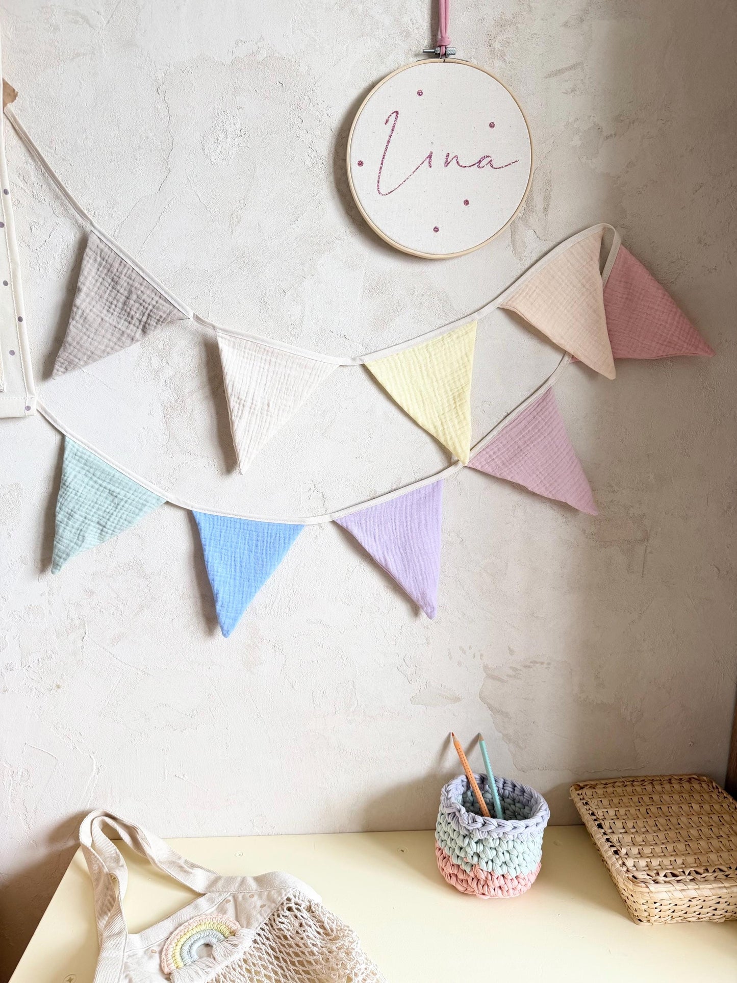 Musselin-Wimpelkette Pastell – 9 Wimpel