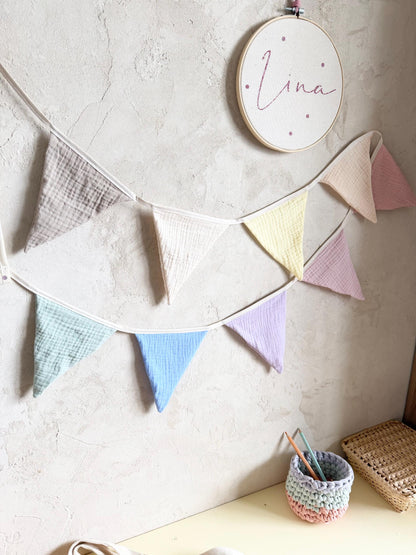 Musselin-Wimpelkette Pastell – 9 Wimpel