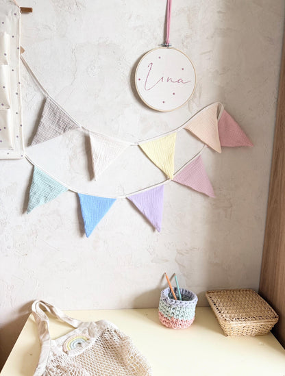Musselin-Wimpelkette Pastell – 9 Wimpel