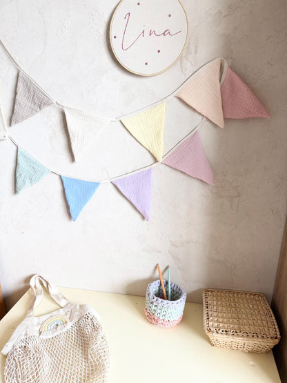 Musselin-Wimpelkette Pastell – 9 Wimpel