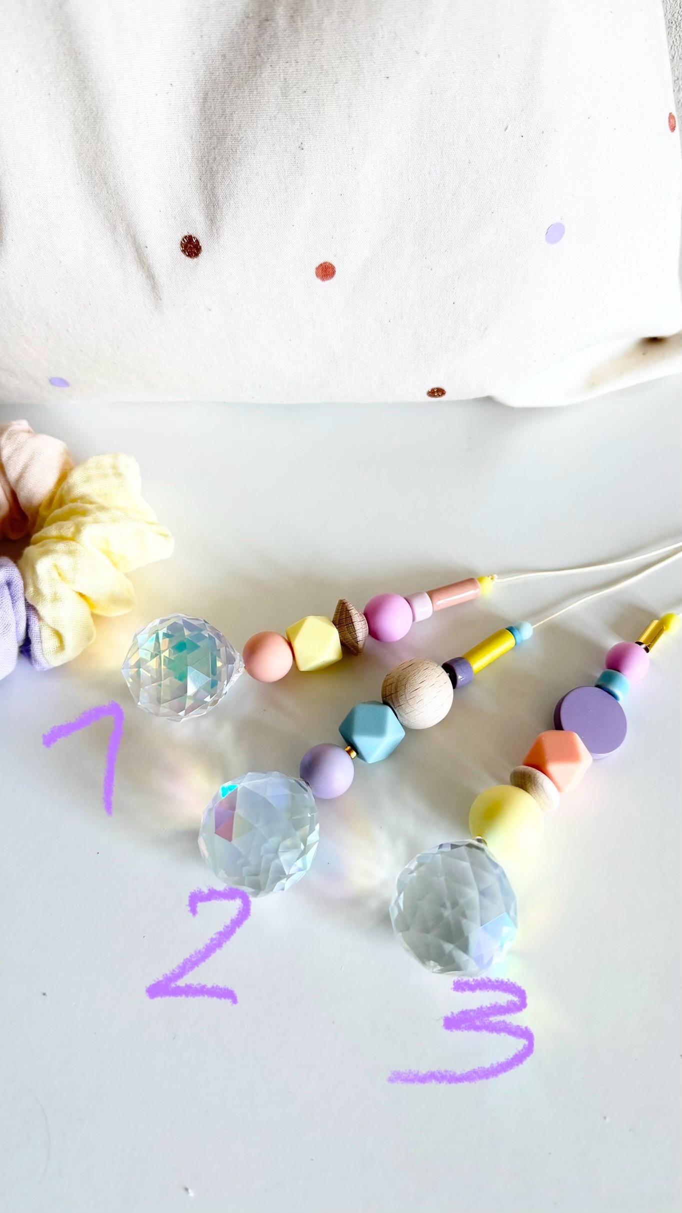 Pastell-Suncatcher mit Kristall