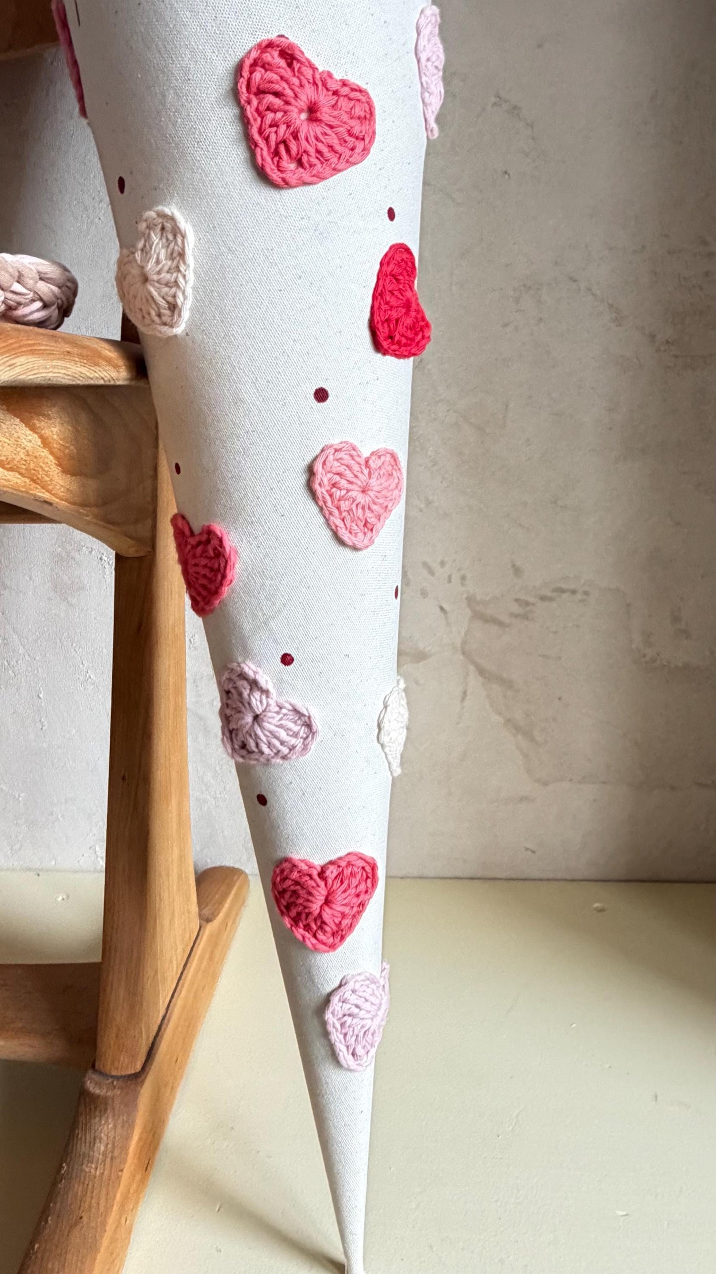 Herz-Schultüte in Rot, Rosé & Pink