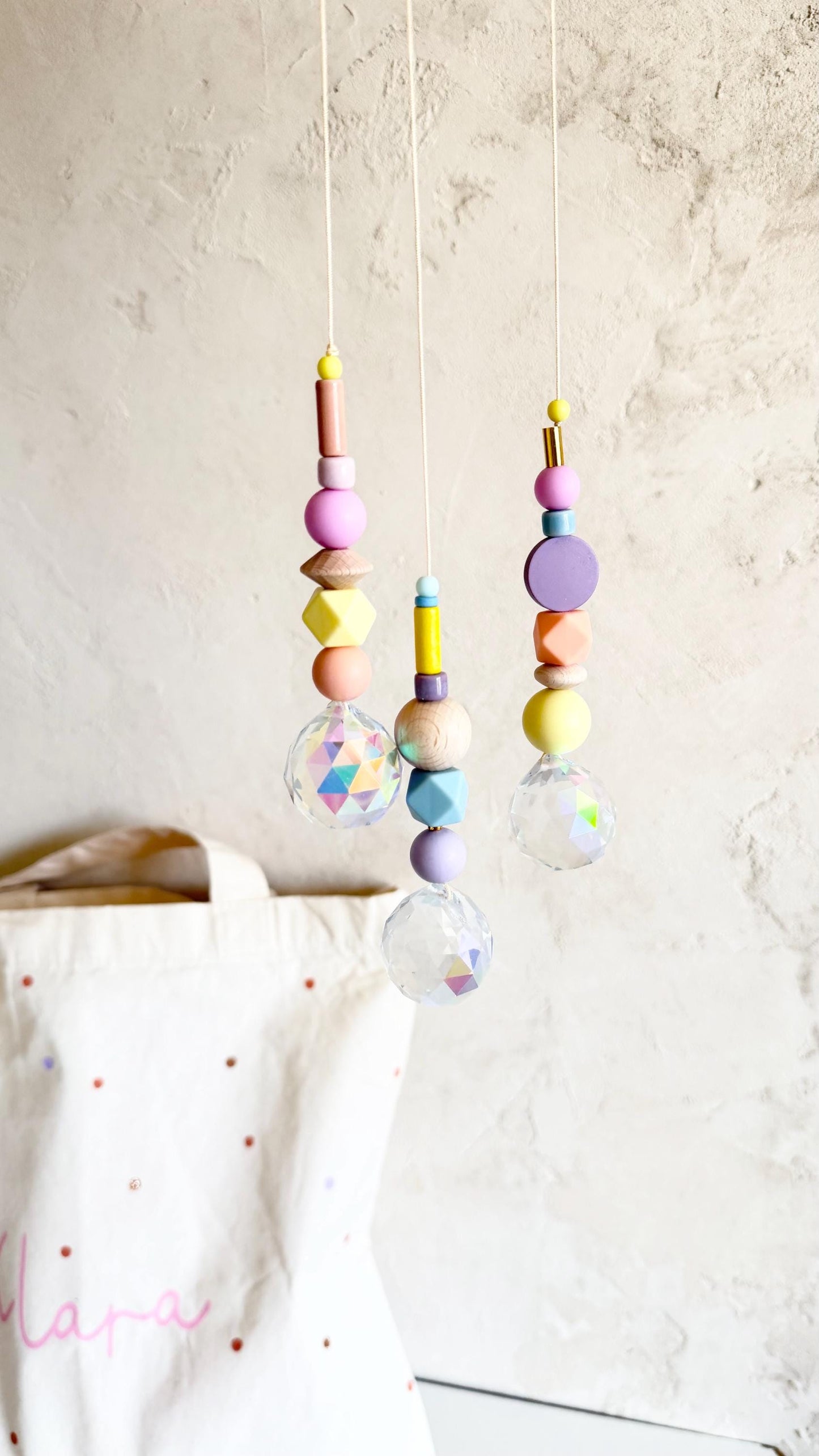 Pastell-Suncatcher mit Kristall