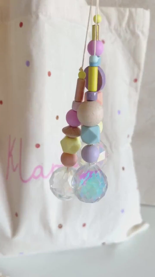 Pastell-Suncatcher mit Kristall