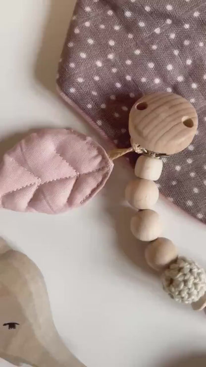 Schnullerkette Rosé & Beige – optional personalisiert